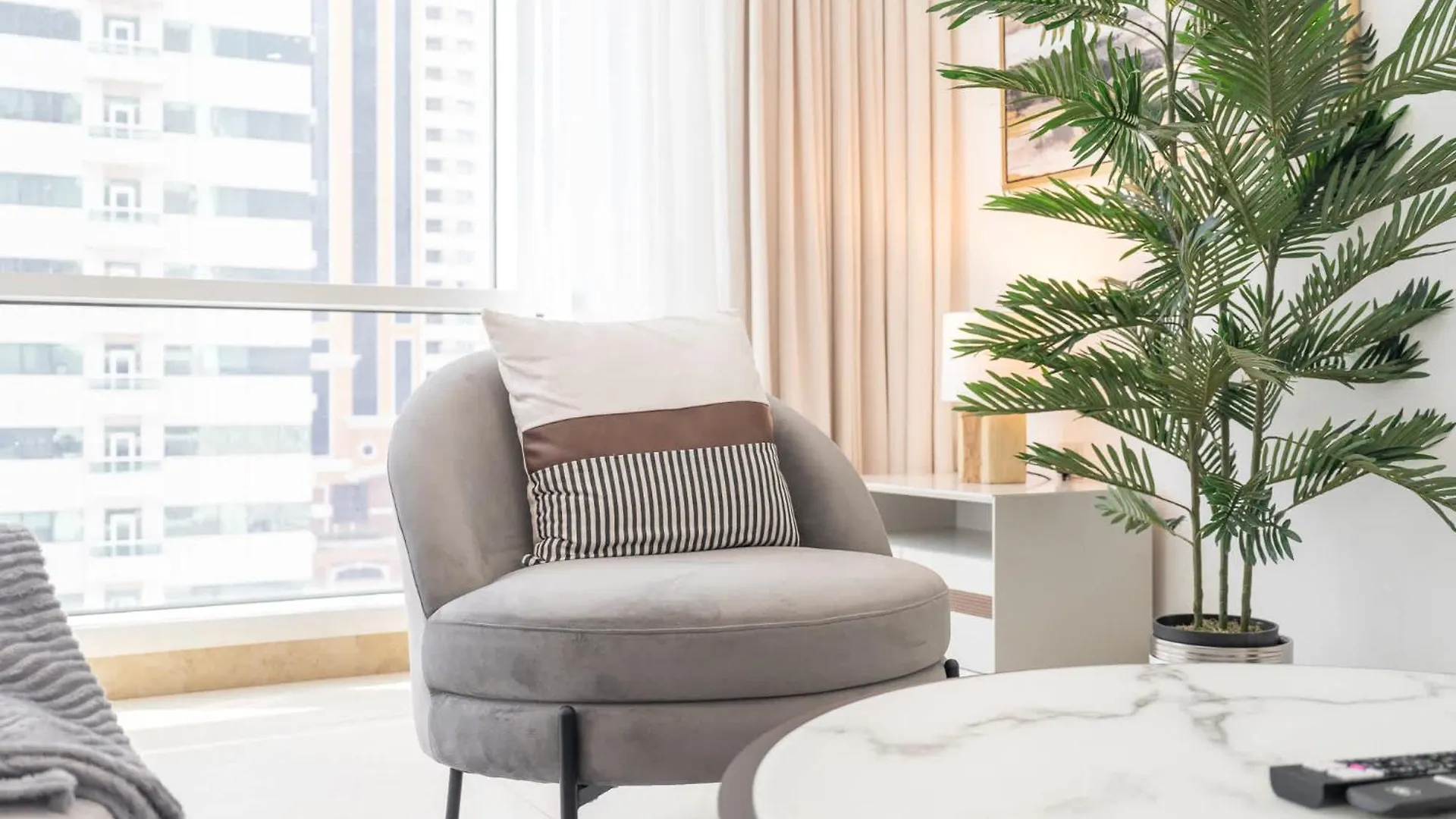 Elegant 2-Bedroom Flat With Pool View In Dubai Marina 0*,  Ηνωμένα Αραβικά Εμιράτα