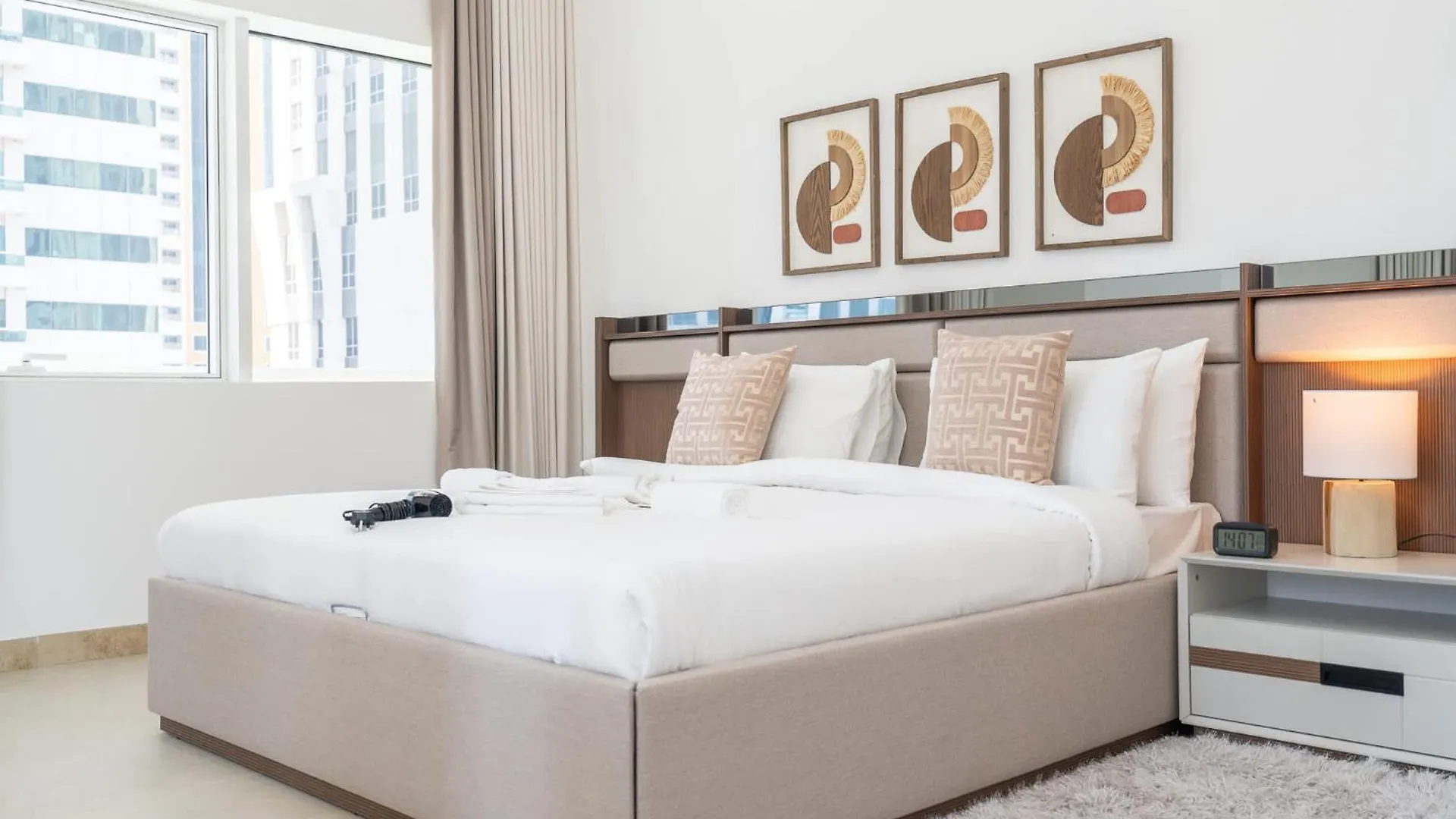 Elegant 2-Bedroom Flat With Pool View In Dubai Marina 0*,  Ηνωμένα Αραβικά Εμιράτα