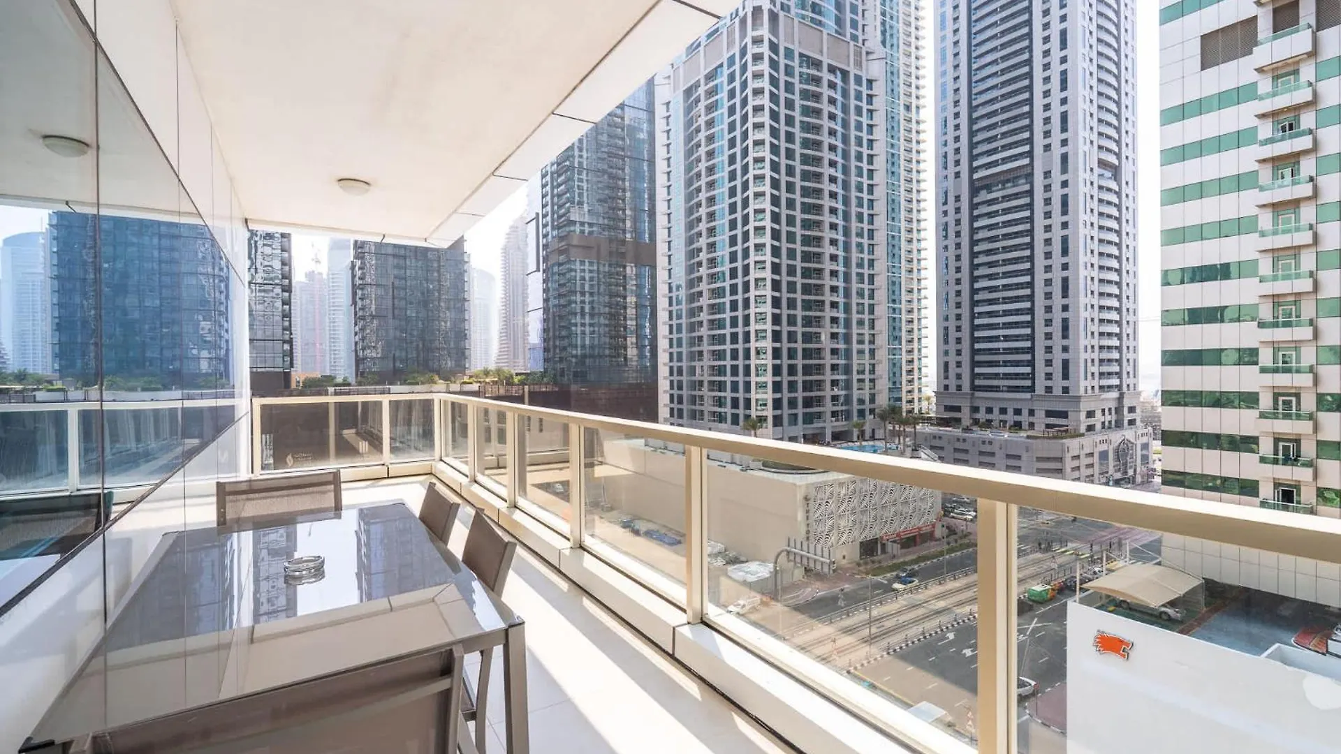 Elegant 2-Bedroom Flat With Pool View In Dubai Marina 0*,  ОАЭ